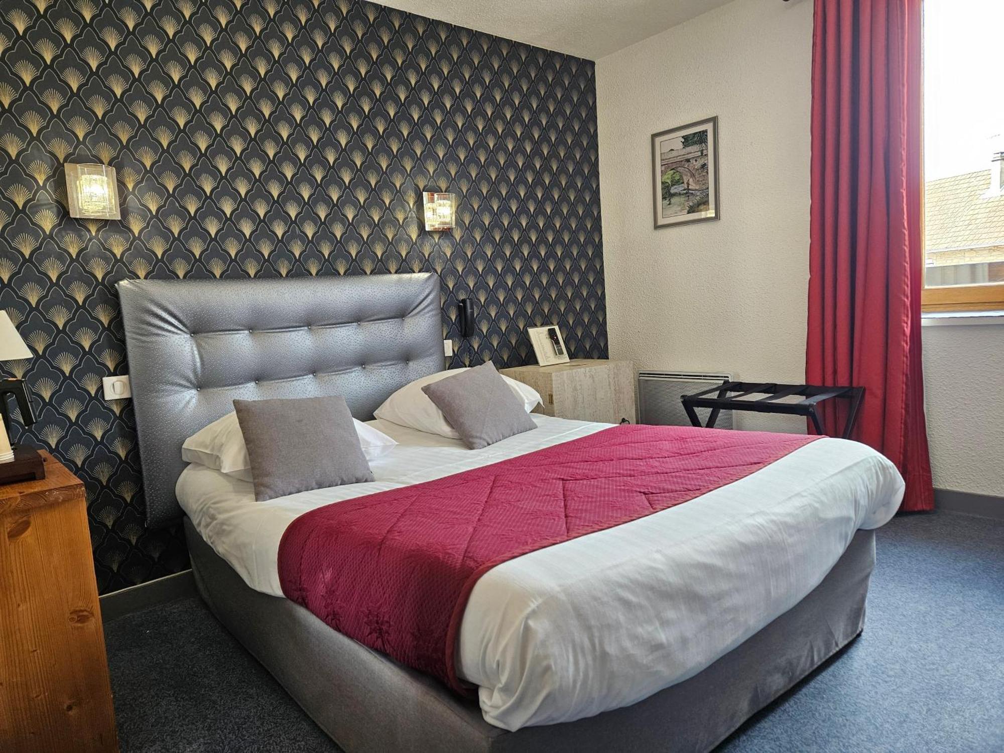 Le Val D'Amby Hotel Hieres-Sur-Amby Ngoại thất bức ảnh